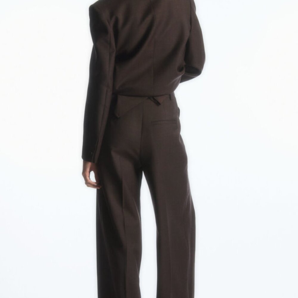 COS Wide-Leg Pleated Wool Trousers - Picture 3 of 11